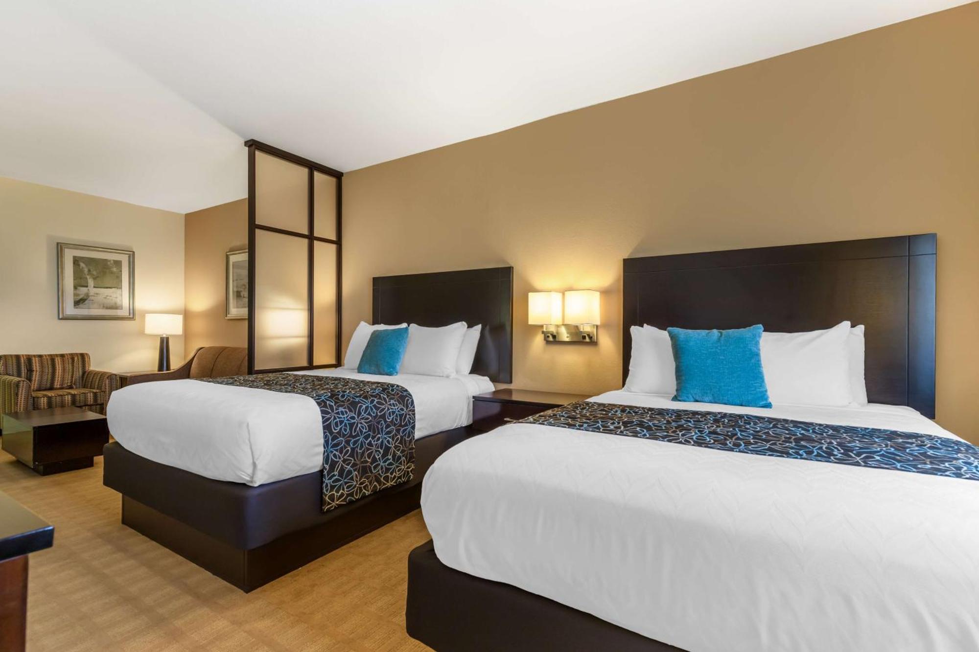 Best Western Plus Lytle Inn And Suites Exterior foto