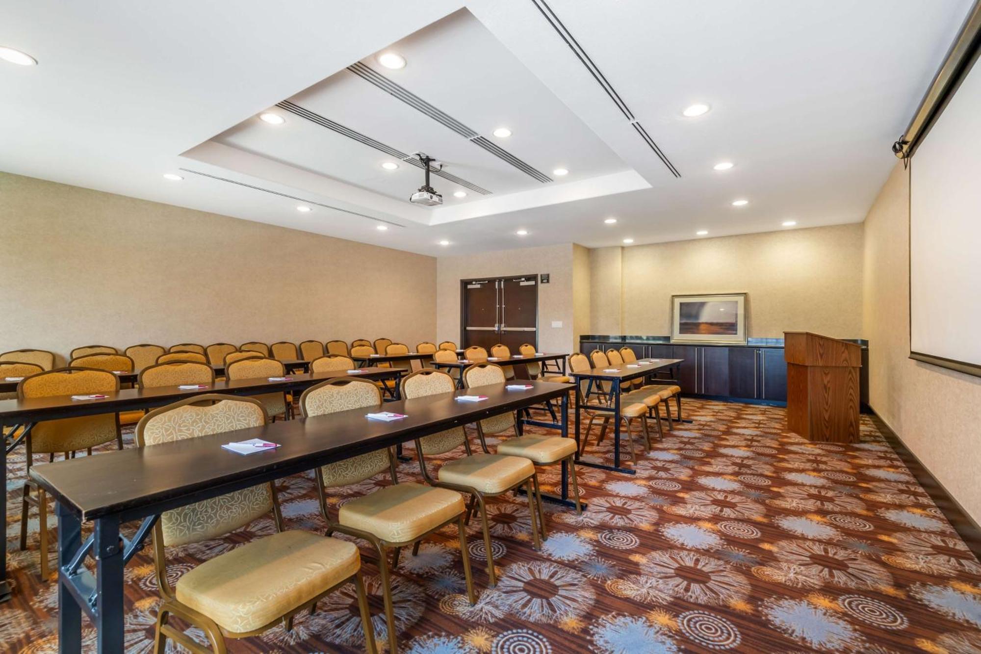 Best Western Plus Lytle Inn And Suites Exterior foto