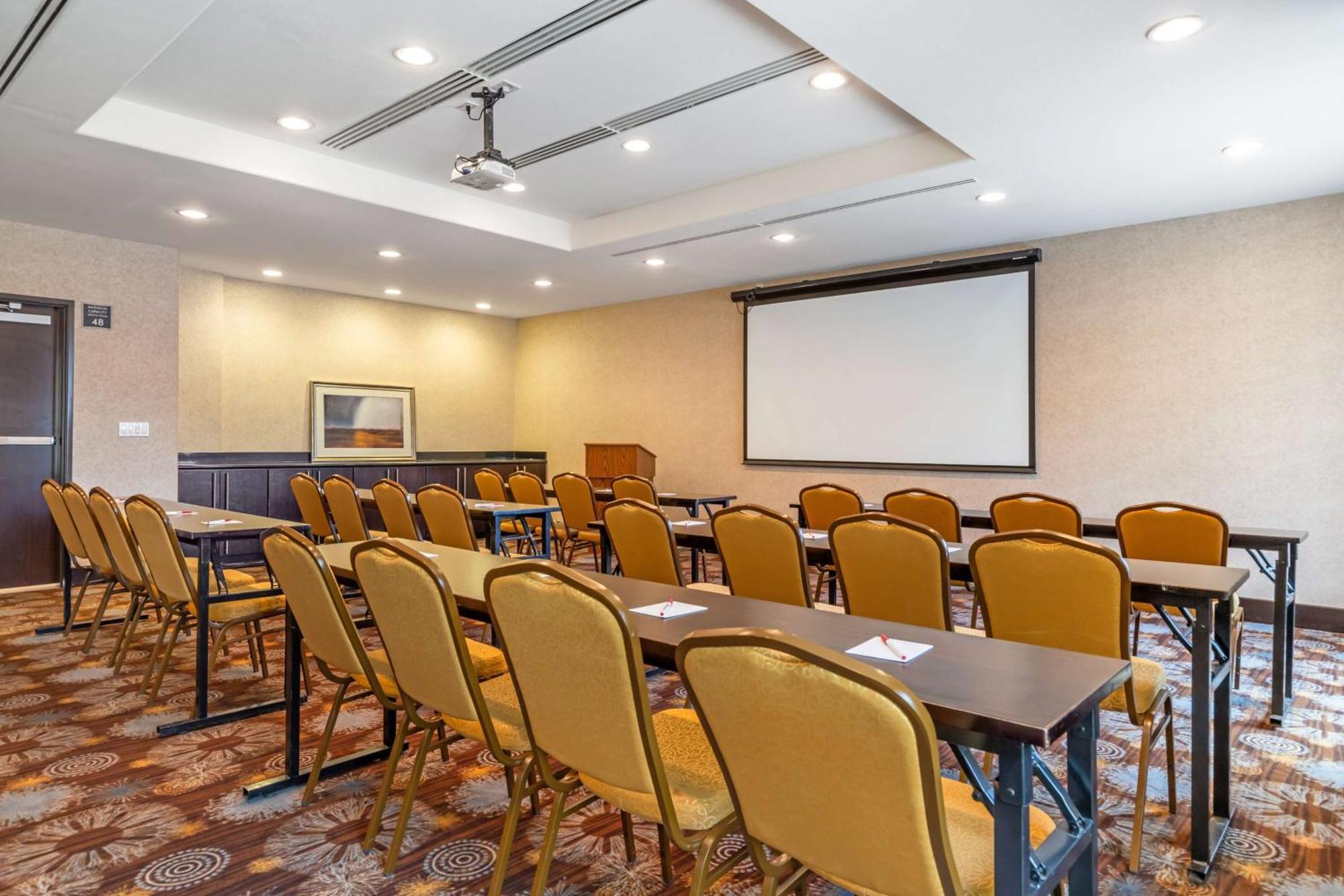 Best Western Plus Lytle Inn And Suites Exterior foto